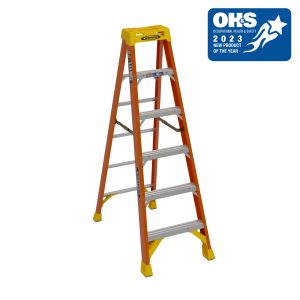 Escalera Werner de 6 peldaños Roja para 300 libras WERNER  -  NXTIA06