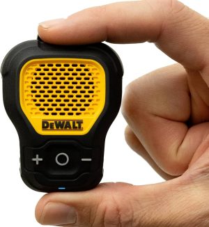 Parlante Bluetooth DEWALT  -  DXMA1901158
